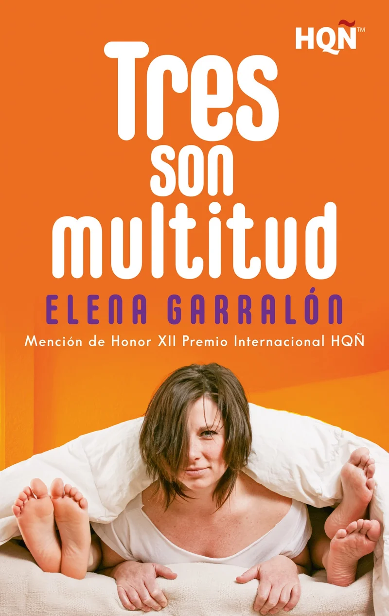Tres son multitud